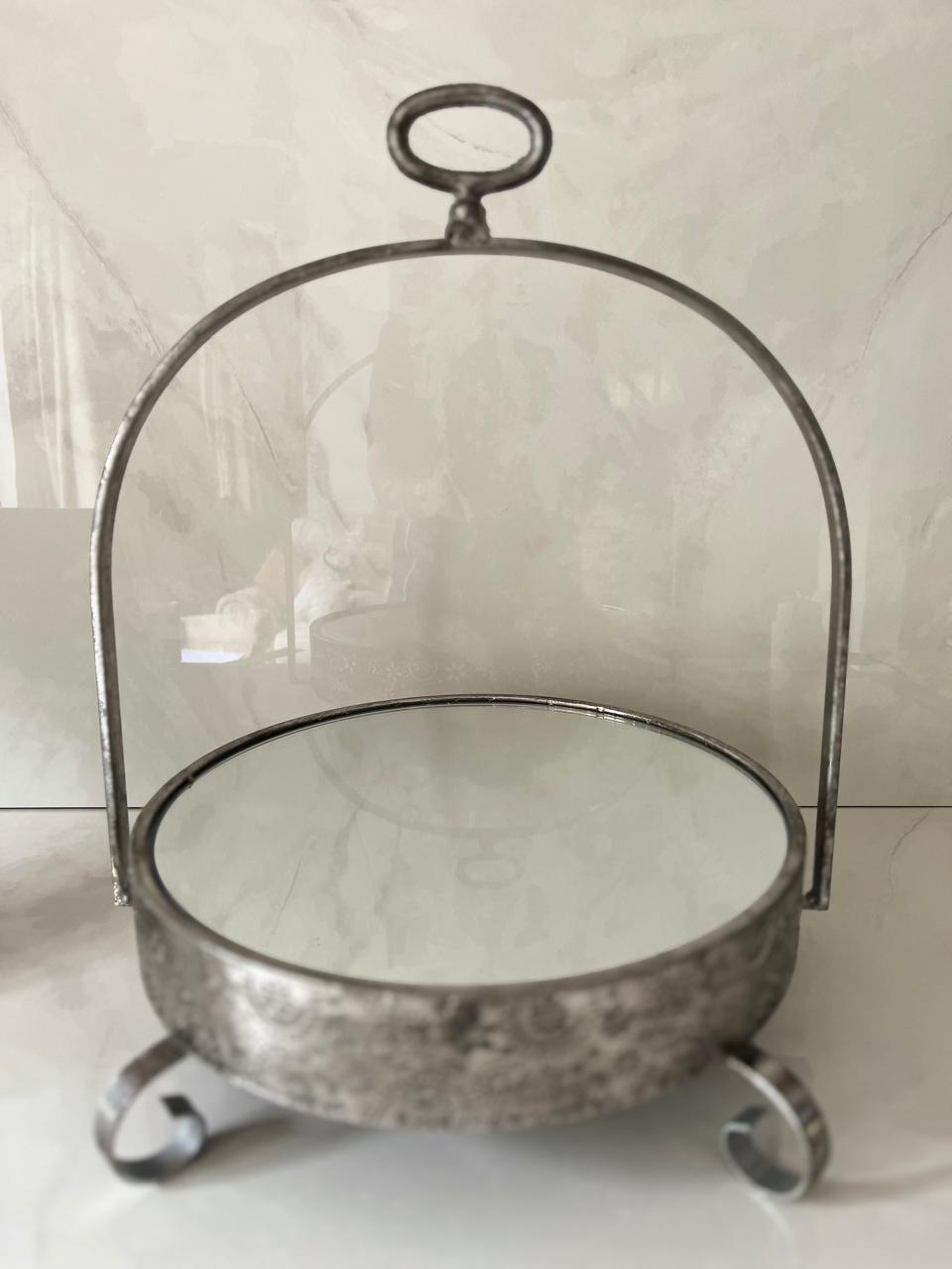 The Bellamy Mirrored Stand