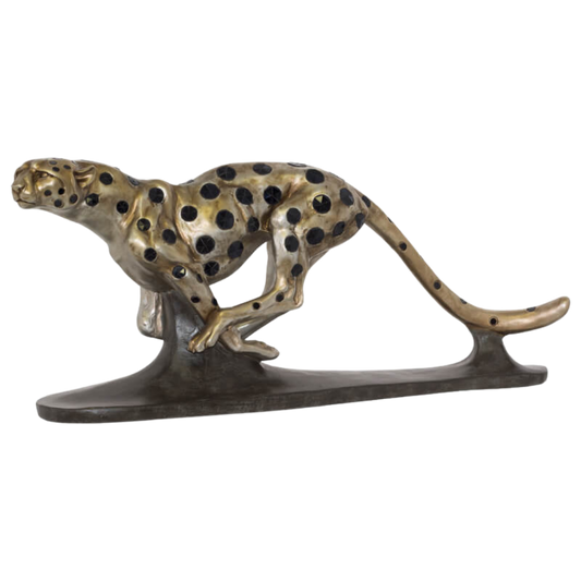 Running Cheetah on Plinth